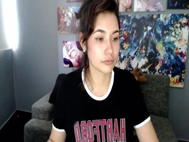 Live sex webcam photo for Jade_leon_ #254584715