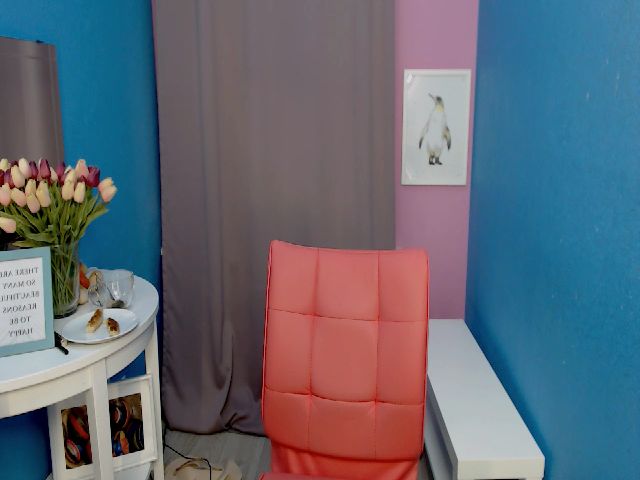 Live sex webcam photo for XJG99 #263069022