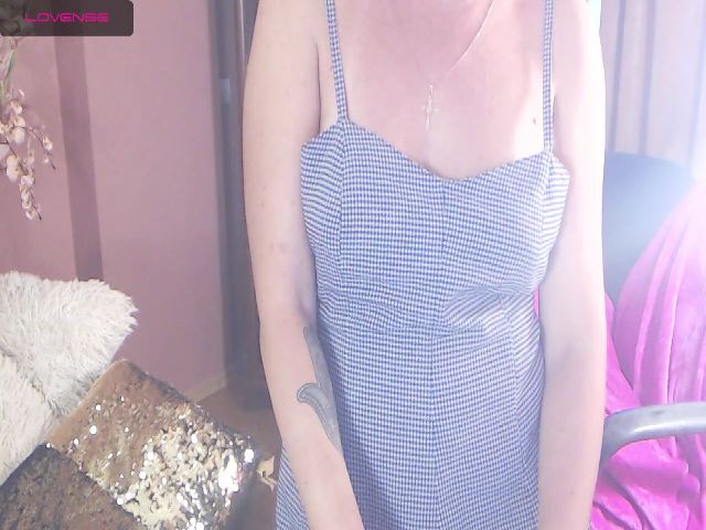 Live sex webcam photo for Kelly7B #264910345