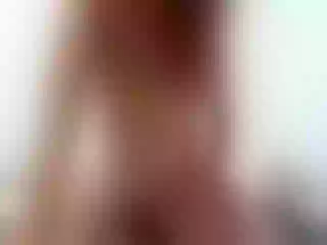 Live sex webcam photo for Carolineback #261105938