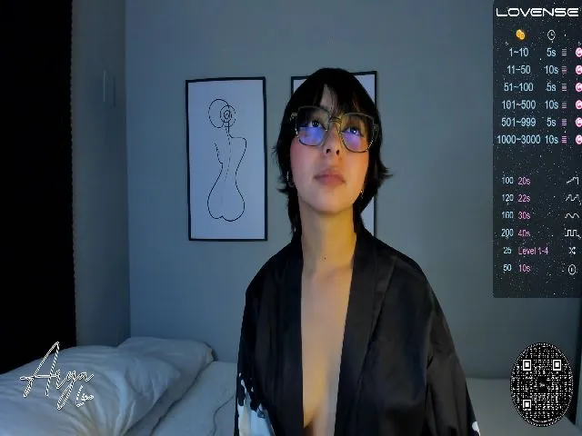 Live sex webcam photo for Arya_Line #260530485