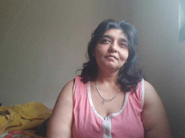 Live sex webcam photo for julija38 #241957452