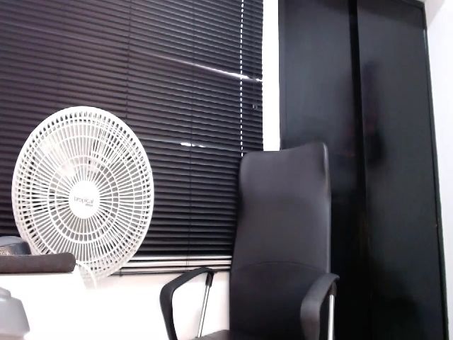 Live sex webcam photo for Sofi_Ar #264985727