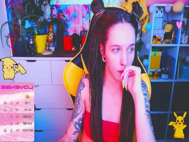 Live sex webcam photo for JinjerMoon #265615788