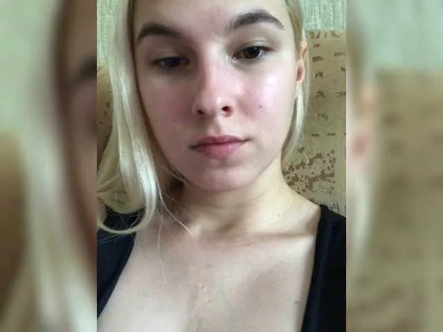Live sex webcam photo for KristyVegas #250242064