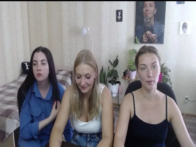 Live sex webcam photo for UrBlack_Kitty #254810769
