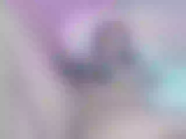 Live sex webcam photo for lizzarobert #241591972