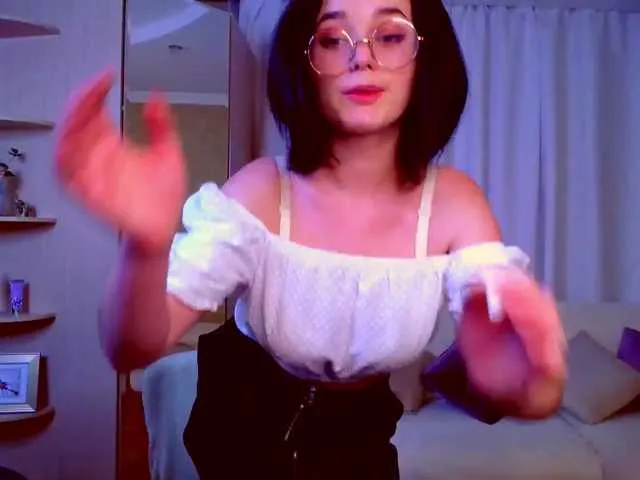 Live sex webcam photo for BurningHearte #247429996