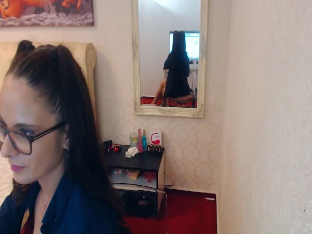 Live sex webcam photo for AlishaPacari #253928389