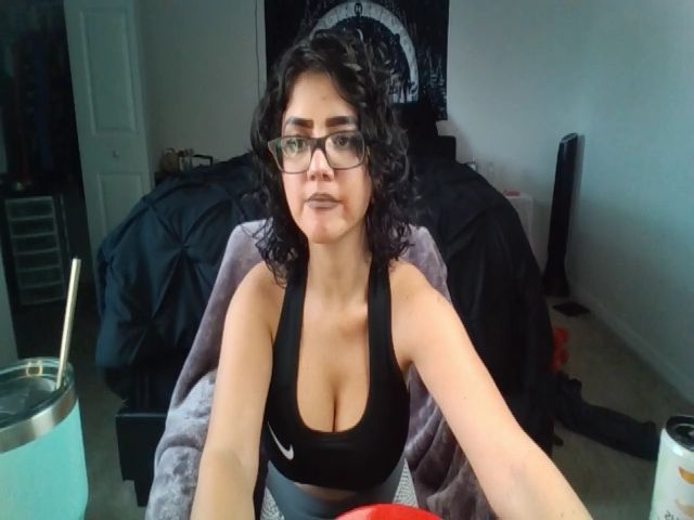 Live sex webcam photo for evelynrose_x #254858006