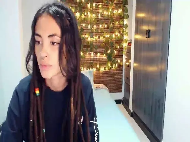 Live sex webcam photo for Luna__sparkly #257608990