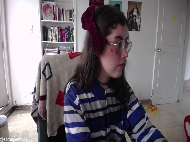 Live sex webcam photo for Cherrybunny21 #257090534