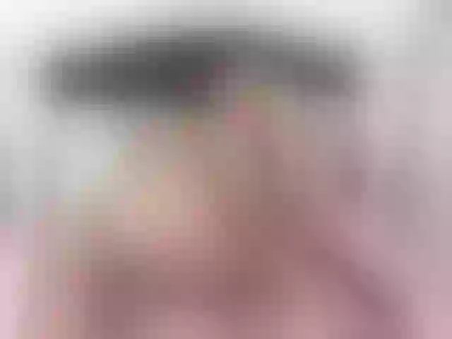 Live sex webcam photo for LeaQueen #241076082