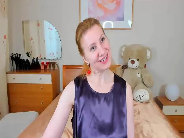 Live sex webcam photo for SofiaReginald #258501989