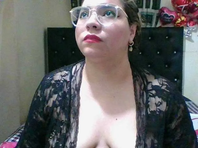 Live sex webcam photo for Victoriamor #241283332