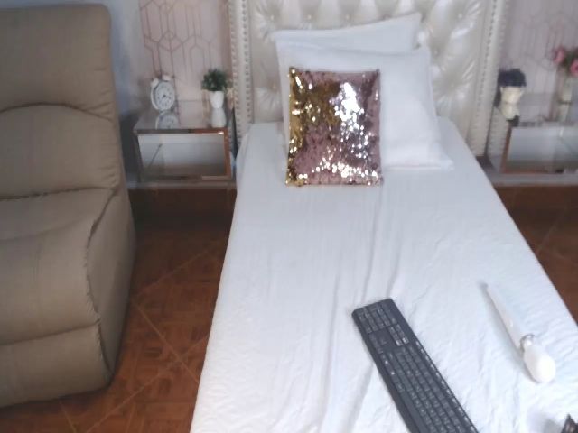 Live sex webcam photo for Rouse_bennett #262578951