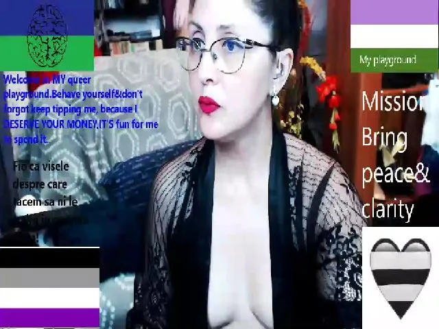 Live sex webcam photo for ImperatrizaS #253190758