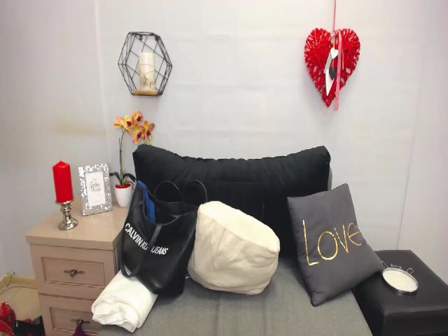 Live sex webcam photo for LaylaFantasy #253781621