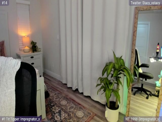 Live sex webcam photo for Stacy_x3 #255891307