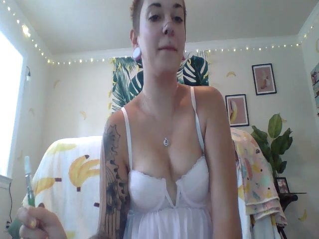 Live sex webcam photo for PonyoLovesHam #262735393