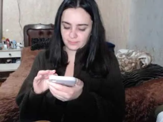 Live sex webcam photo for Katernia48 #240949070