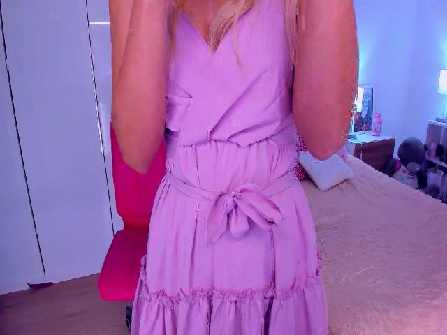 Live sex webcam photo for EmmaAbramson #256356256