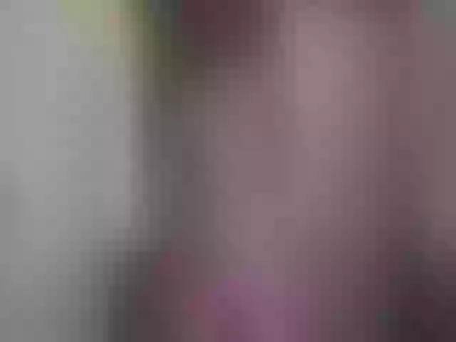 Live sex webcam photo for Tiaamiaa #264250944