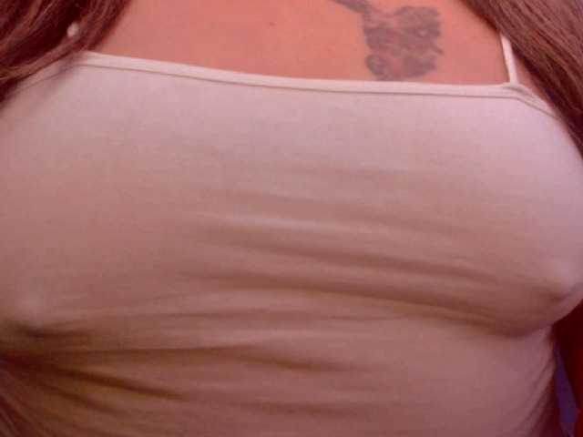 Live sex webcam photo for dirtywoman #241245897