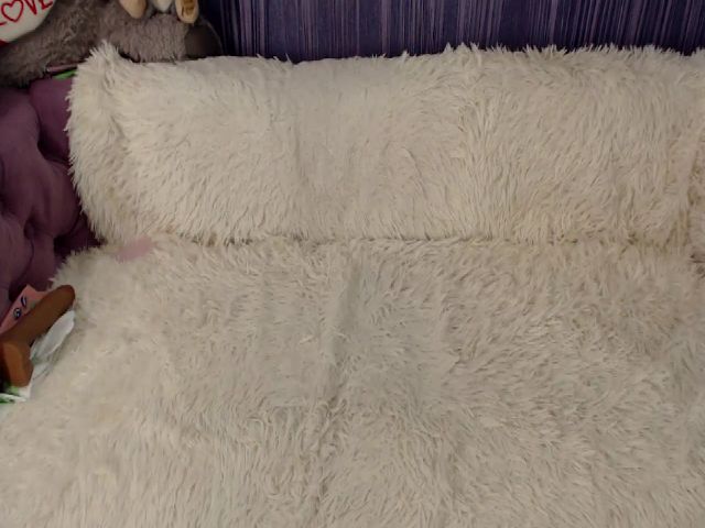 Live sex webcam photo for BrianaLovs #256678671