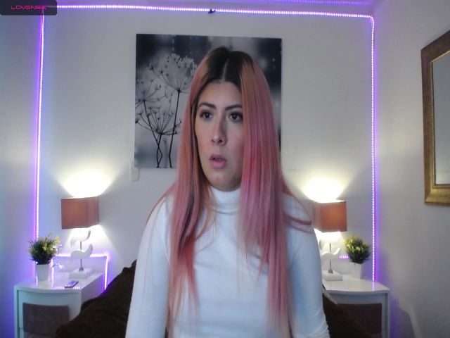 Live sex webcam photo for NicolSaenz #255933148