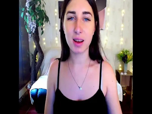 Live sex webcam photo for Izabel_J_ #260538232