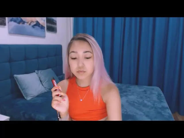 Live sex webcam photo for ArinaTigress #259163388