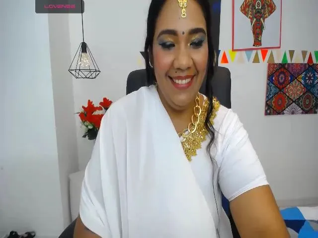 Live sex webcam photo for IndianMama #259394294