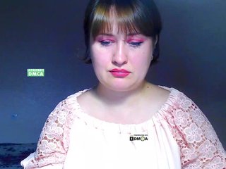 Live sex webcam photo for NewAnna #240679810