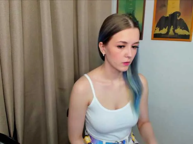 Live sex webcam photo for AsakiSen7 #243688041