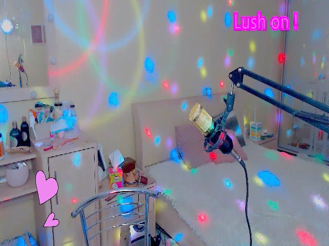 Live sex webcam photo for sunshinebabee #255200980