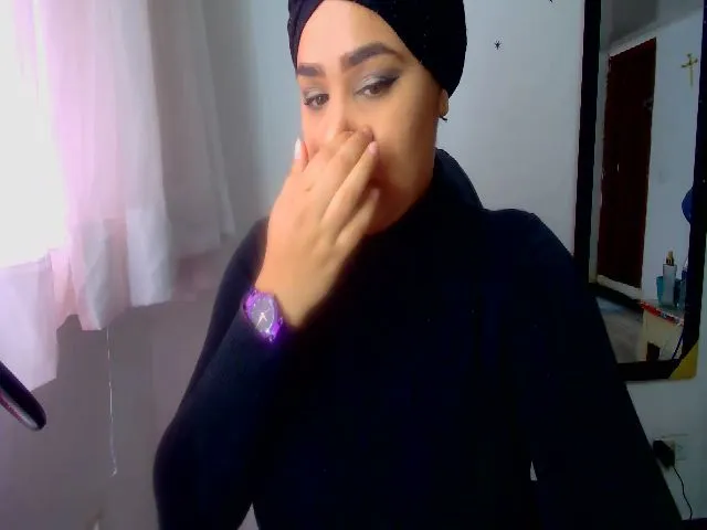 Live sex webcam photo for Shalyn_ #253905315