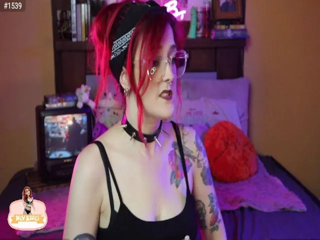 Live sex webcam photo for DrewBerries #259637926