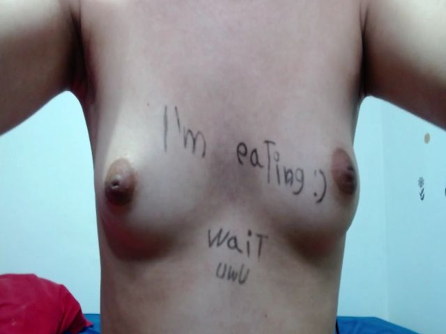 Live sex webcam photo for Vaiolet1314 #261854140