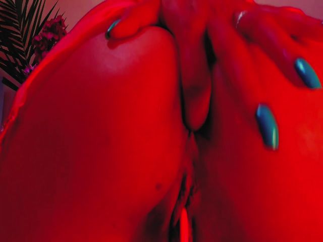 Live sex webcam photo for Angelinque #253315147