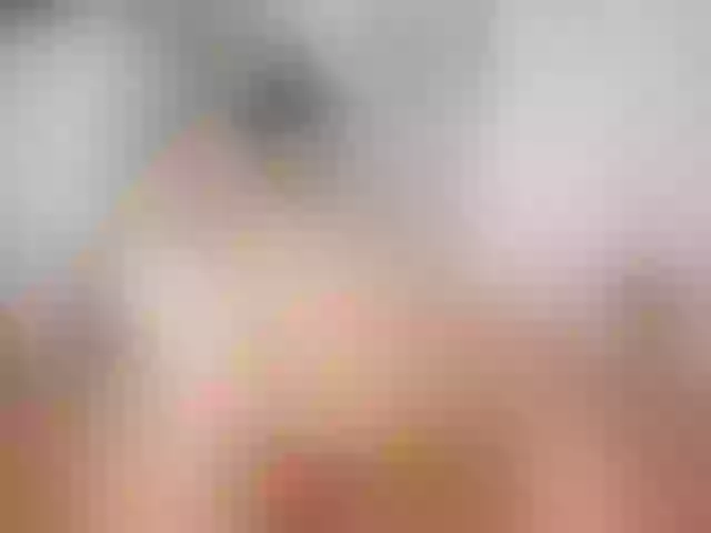 Live sex webcam photo for Lizztayler91 #265175756