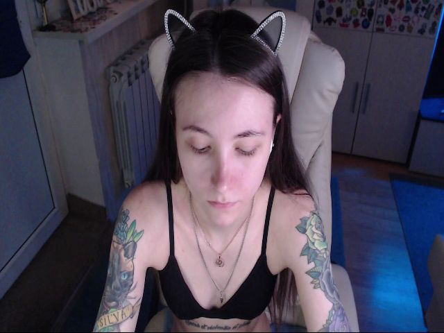 Live sex webcam photo for KeyshaLush #257434787