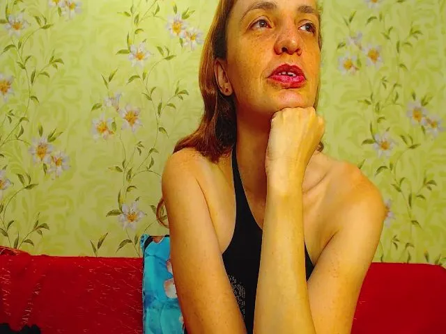 Live sex webcam photo for CarolineFishr #259655801