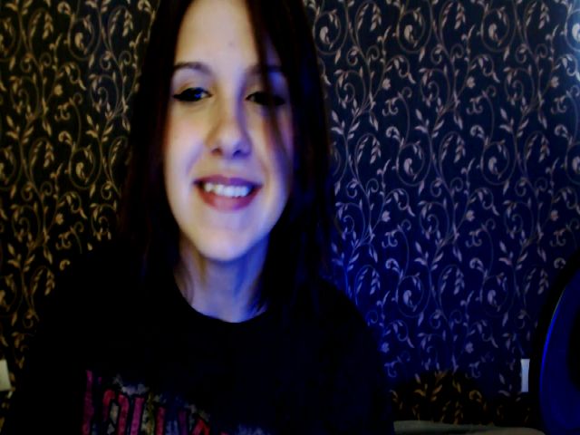 Live sex webcam photo for FoundError404 #264658574