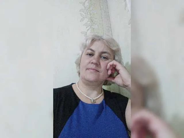 Live sex webcam photo for AngelaFamez #241412985