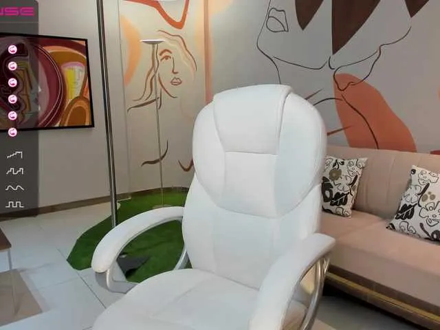 Live sex webcam photo for IbizaX #241064923