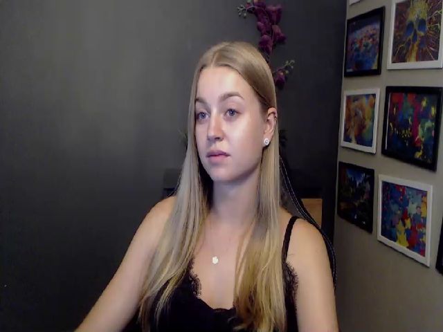 Live sex webcam photo for LUSTerica #252779844