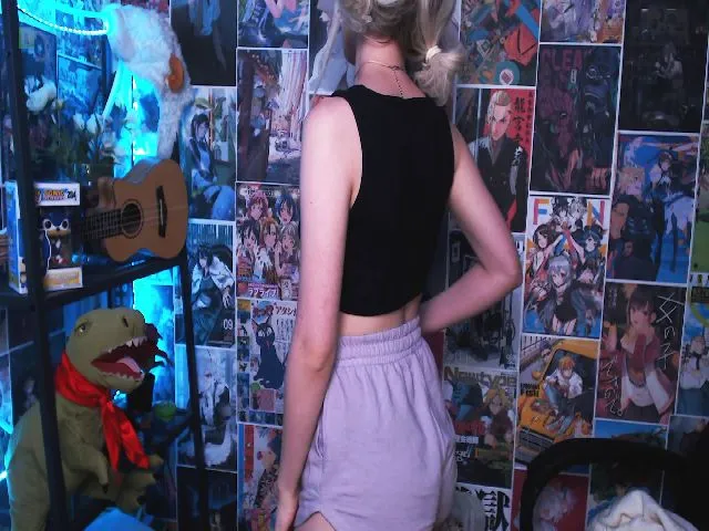 Live sex webcam photo for Manarose27 #260267596