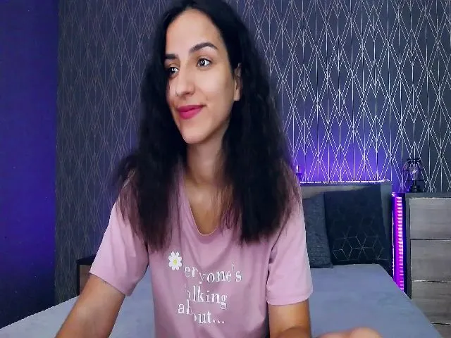 Live sex webcam photo for XDaphneMoss #255350636