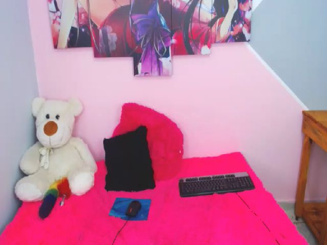 Live sex webcam photo for alisoontaylor #257133600